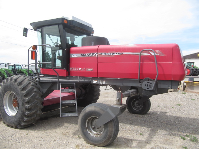 2011 Massey Ferguson 9635 Windrower
