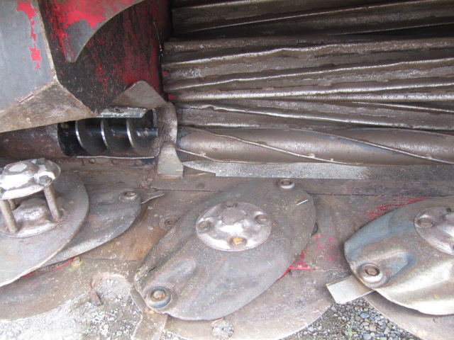 2011 Massey Ferguson 9635 Windrower