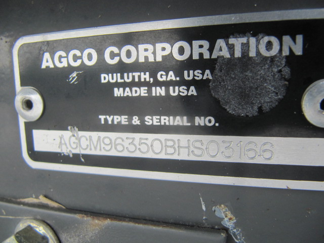 2011 Massey Ferguson 9635 Windrower