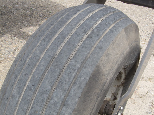 2011 Massey Ferguson 9635 Windrower