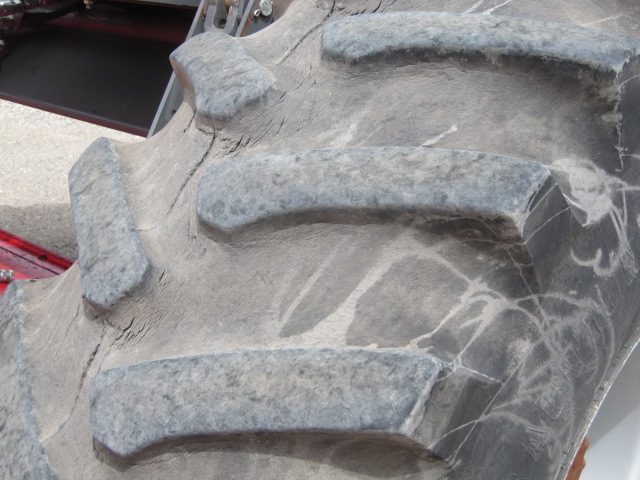 2011 Massey Ferguson 9635 Windrower