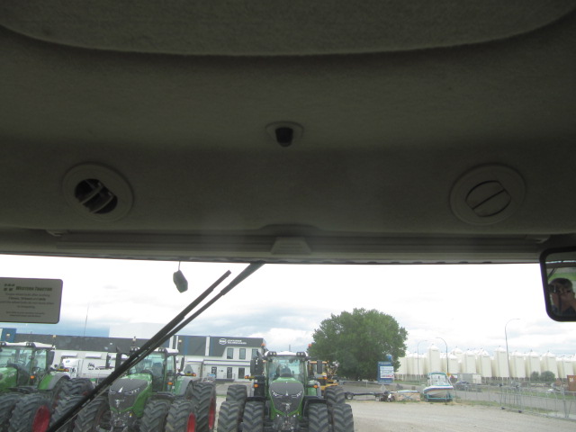 2014 John Deere 8295R Tractor