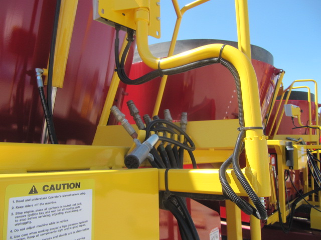 2023 Supreme SEG7T Vertical Feed Mixer