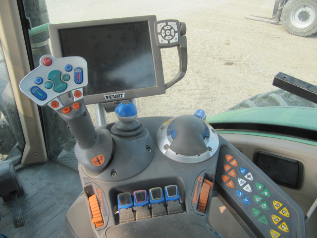 2012 Fendt 724VO Tractor