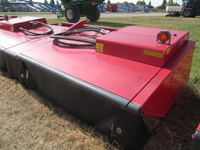 2020 Massey Ferguson MF9316D Windrower Disc Header