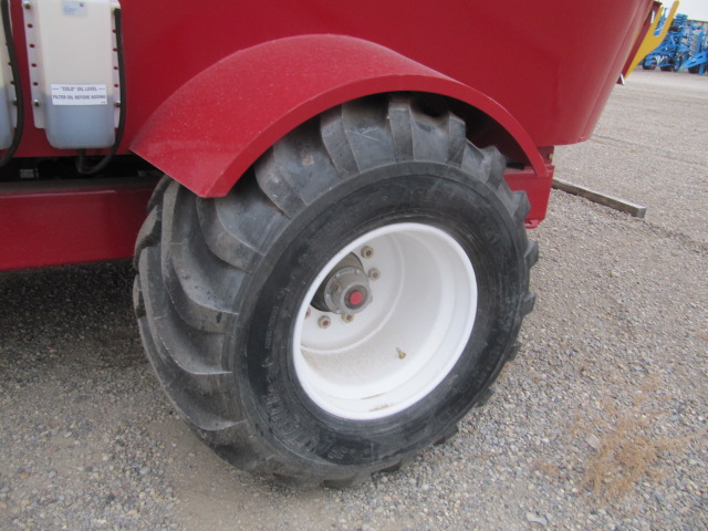 2023 Supreme Segue 9T Vertical Feed Mixer