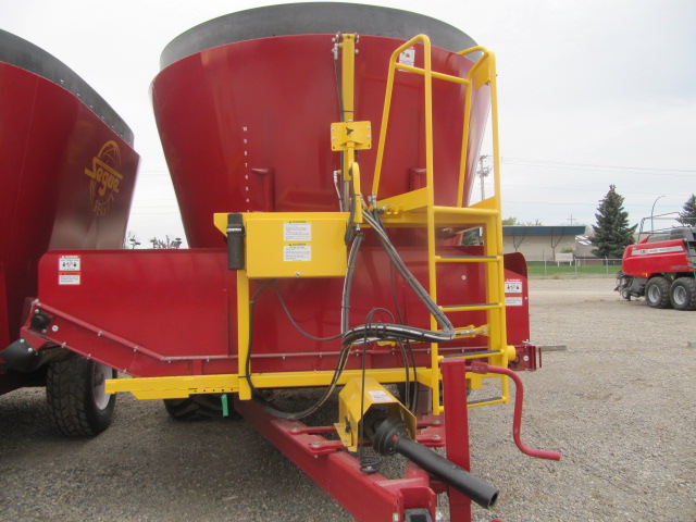 2023 Supreme Segue 9T Vertical Feed Mixer