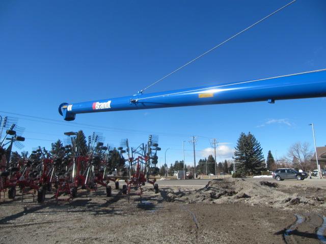 2023 Brandt 1060 Grain Auger