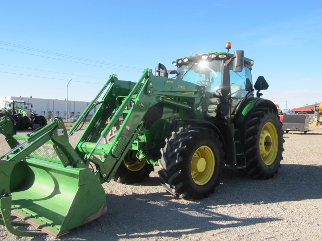 2022 John Deere 6250R Tractor