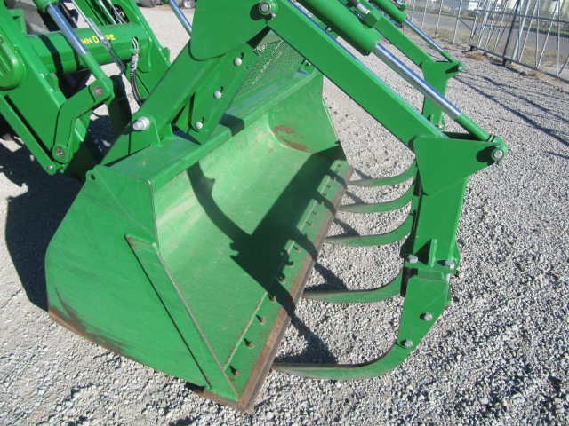 2022 John Deere 6250R Tractor