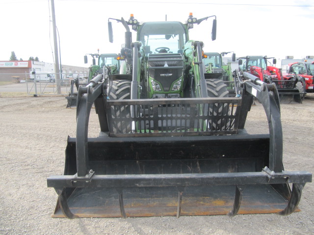 2022 Fendt 716 Gen6 Tractor