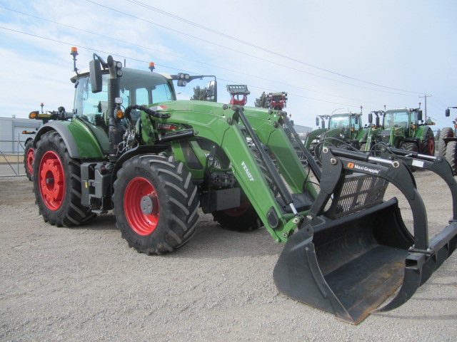 2022 Fendt 716 Gen6 Tractor