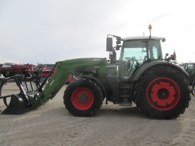2022 Fendt 716 Gen6 Tractor