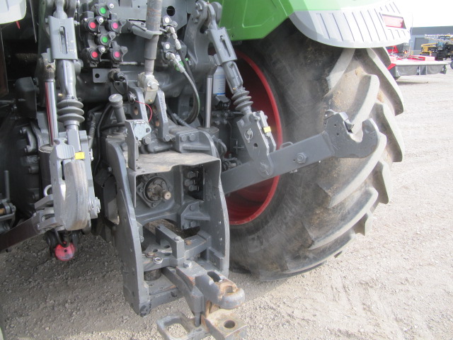 2022 Fendt 716 Gen6 Tractor