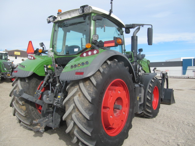 2022 Fendt 716 Gen6 Tractor