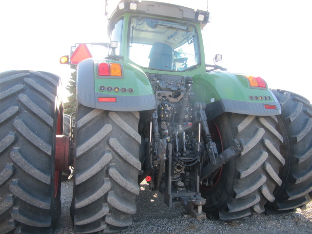 2018 Fendt 1038 Tractor