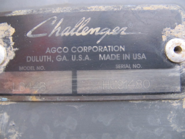 2009 Challenger LB44B Baler/Square