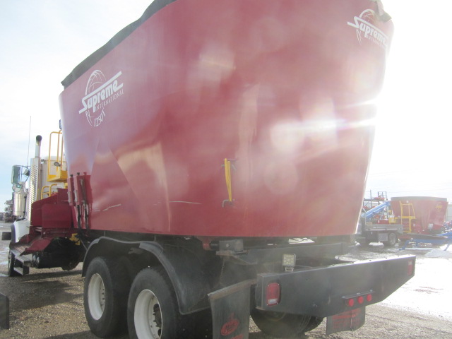 2022 Supreme 1250TTM GEN3 Vertical Feed Mixer