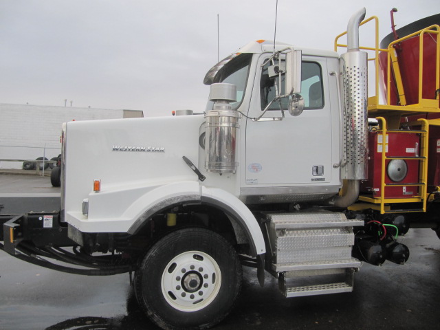 2022 Supreme 1250TTM GEN3 Vertical Feed Mixer