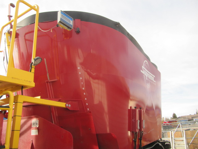 2022 Supreme 1250TTM GEN3 Vertical Feed Mixer