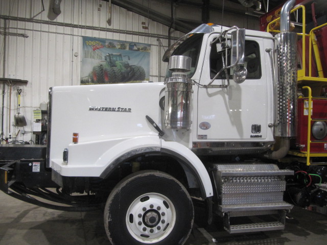 2022 Supreme 1250TTM GEN3 Vertical Feed Mixer