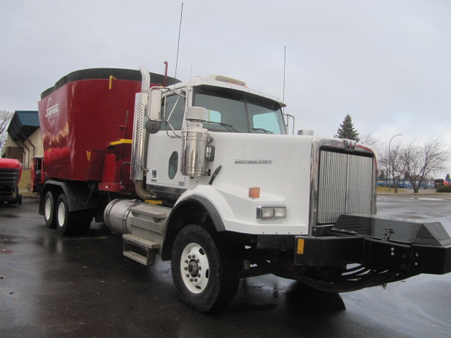 2022 Supreme 1250TTM GEN3 Vertical Feed Mixer