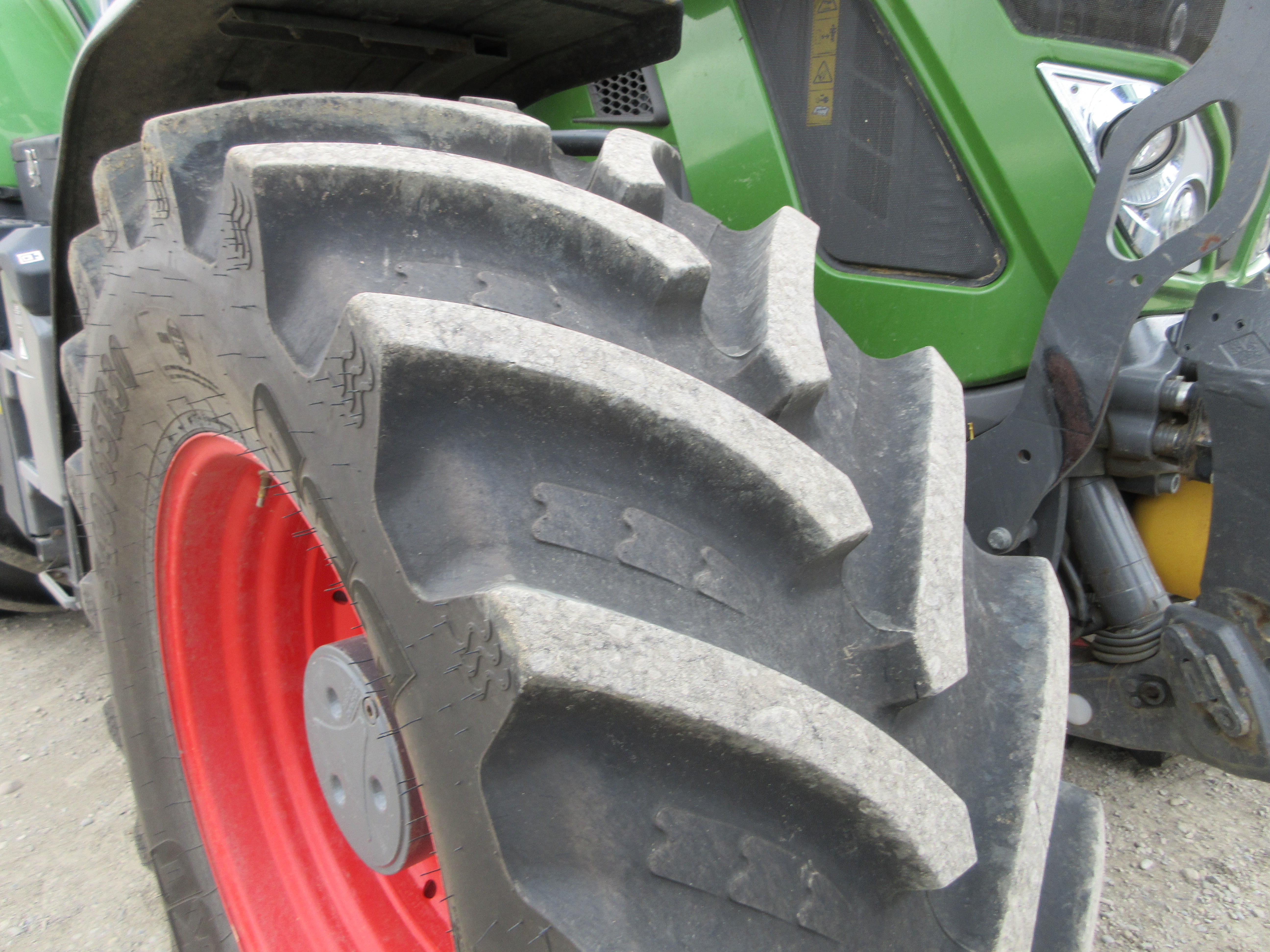 2021 Fendt 724S4 Tractor