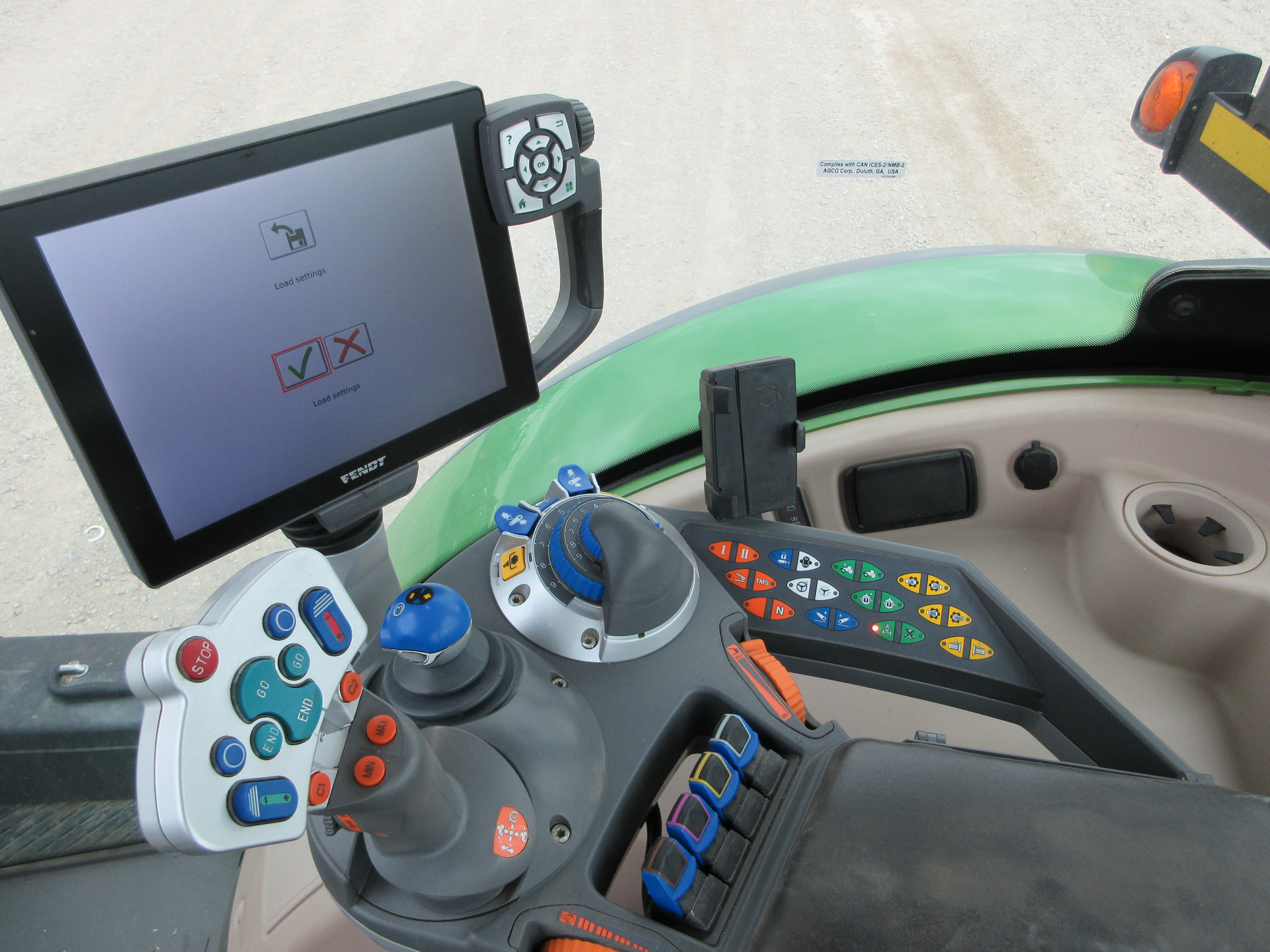 2021 Fendt 724S4 Tractor