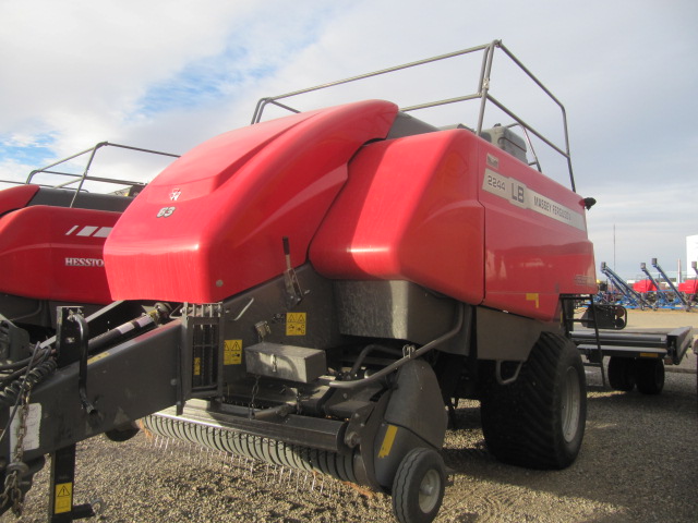 2023 Massey Ferguson LB2244 Baler/Big Square