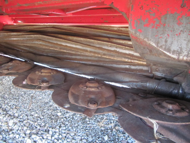 2012 Massey Ferguson 9196 Windrower Disc Header