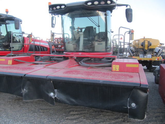 2022 Massey Ferguson WR9980 Windrower