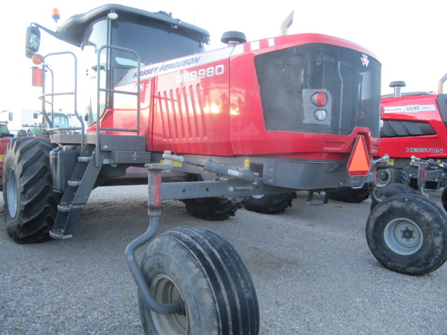 2022 Massey Ferguson WR9980 Windrower