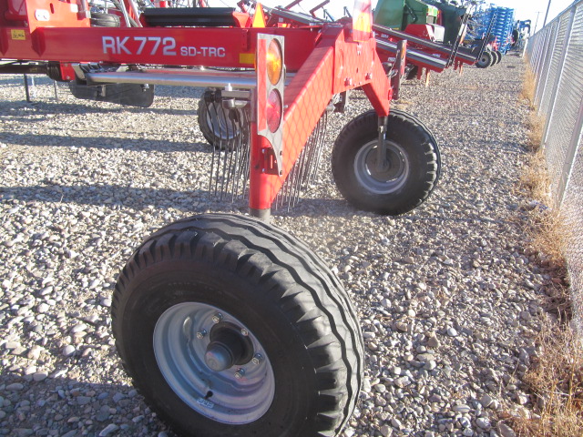 2025 Massey Ferguson RK772SD-TRC Rake/Rotary