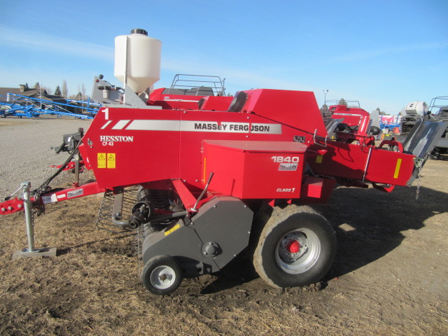 2019 Massey Ferguson 1840 Baler/Square
