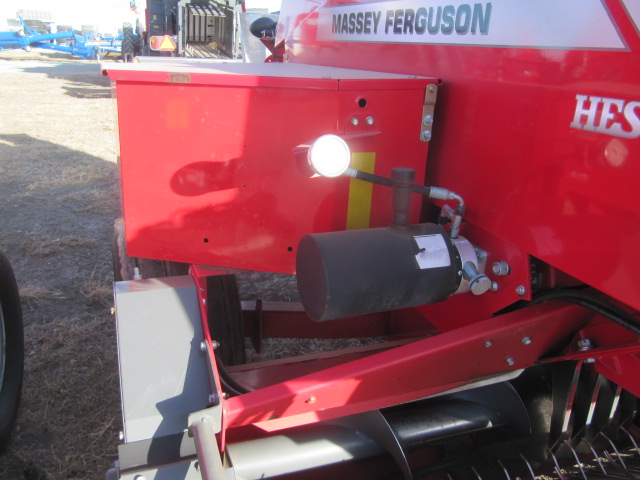 2019 Massey Ferguson 1840 Baler/Square