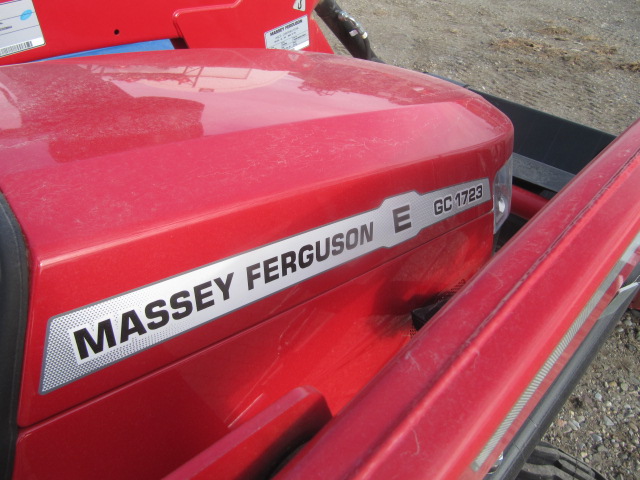 2023 Massey Ferguson GC1723E Tractor