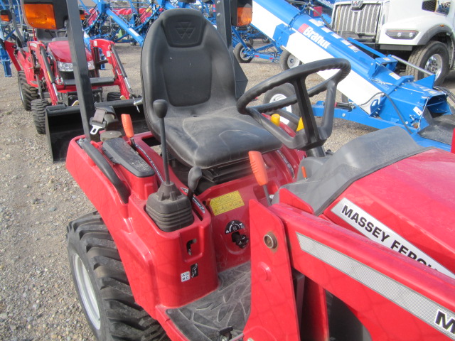 2023 Massey Ferguson GC1723E Tractor