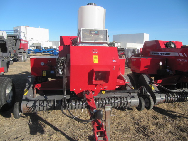 2019 Massey Ferguson 1840 Baler/Square