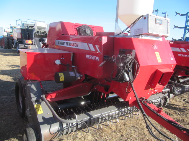 2019 Massey Ferguson 1840 Baler/Square