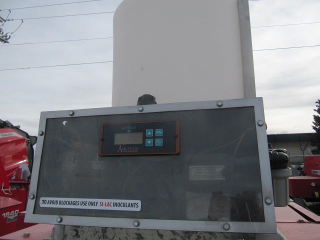 2020 Massey Ferguson 1840 Baler/Square