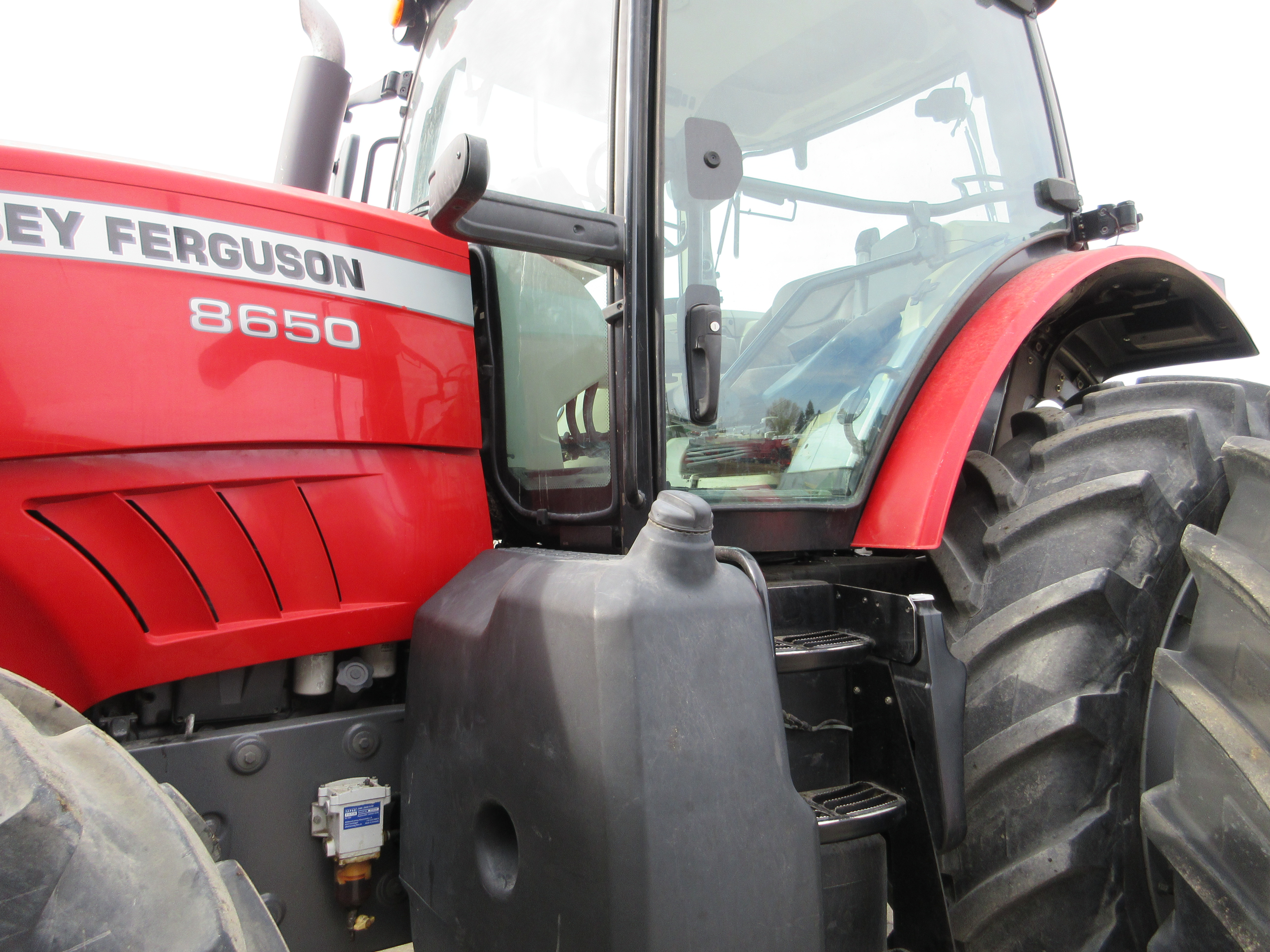 2011 Massey Ferguson 8650 Tractor