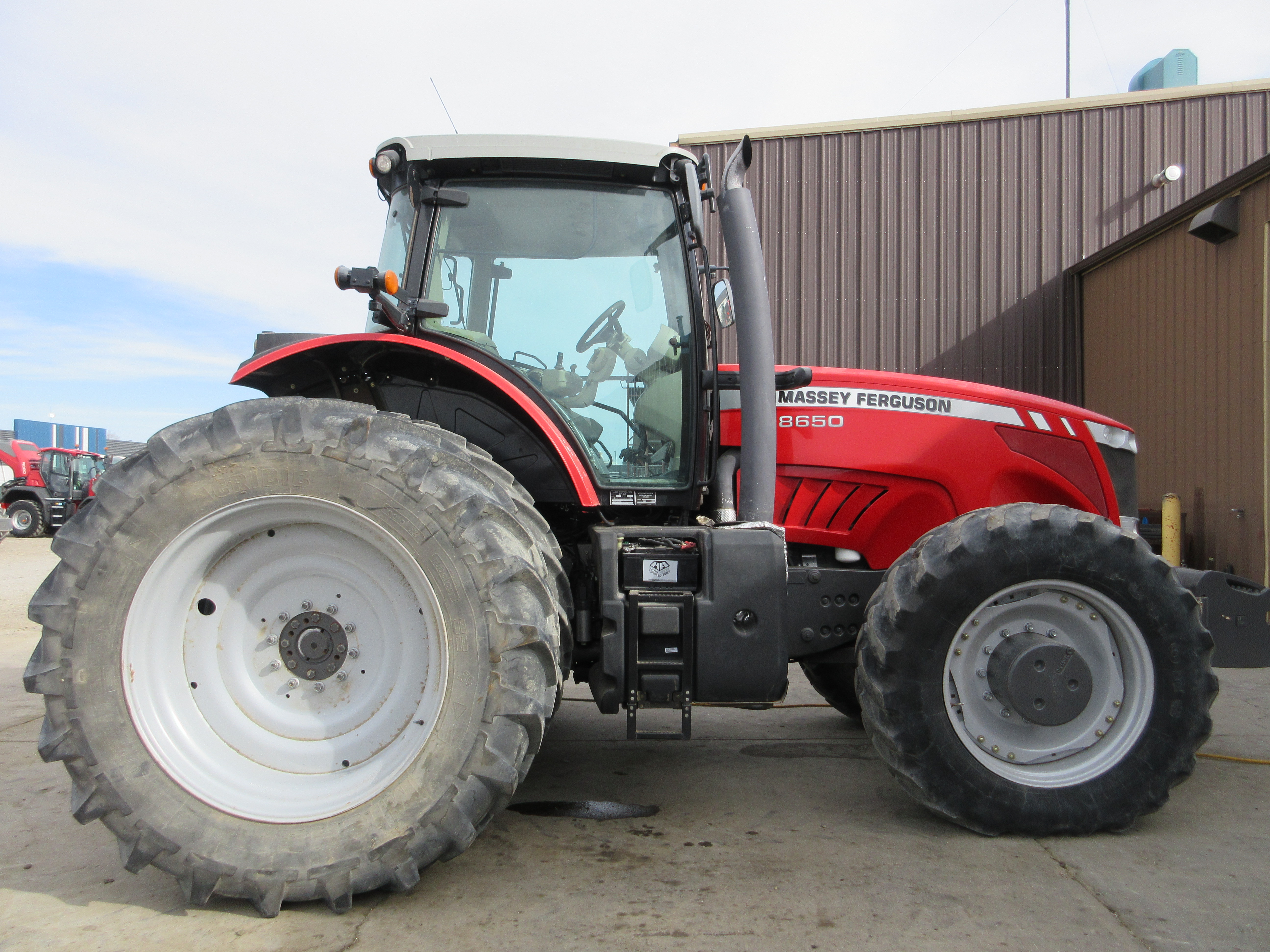 2011 Massey Ferguson 8650 Tractor