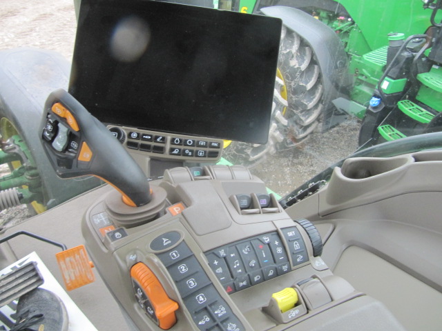 2025 John Deere 8R 410 Tractor