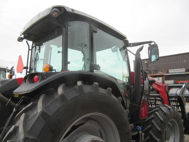2022 Massey Ferguson 6713 Tractor