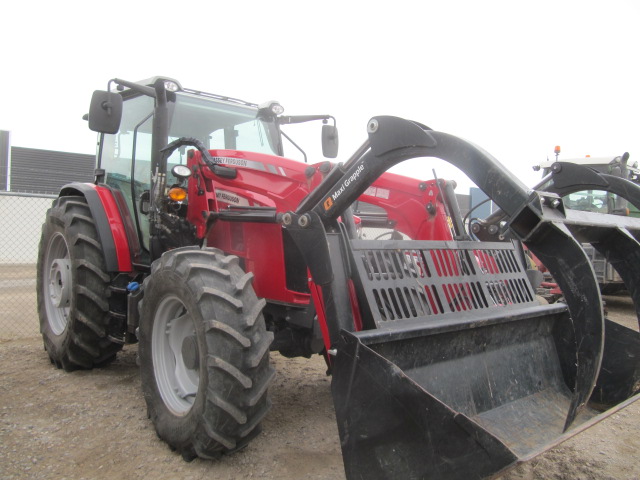 2022 Massey Ferguson 6713 Tractor