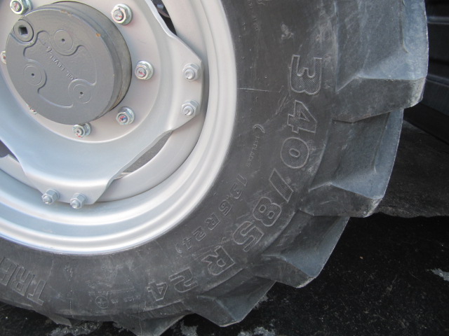 2023 Massey Ferguson 4710 Tractor