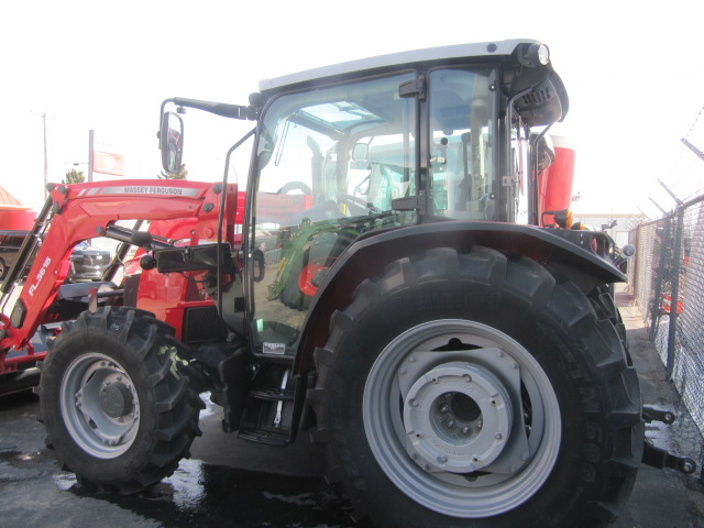 2023 Massey Ferguson 4710 Tractor