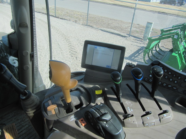 2015 John Deere 6150R Tractor