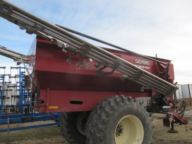2019 Salford 8611 Fertilizer Spreader