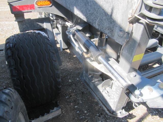 2025 Massey Ferguson MFVS16 Bale Accumulator